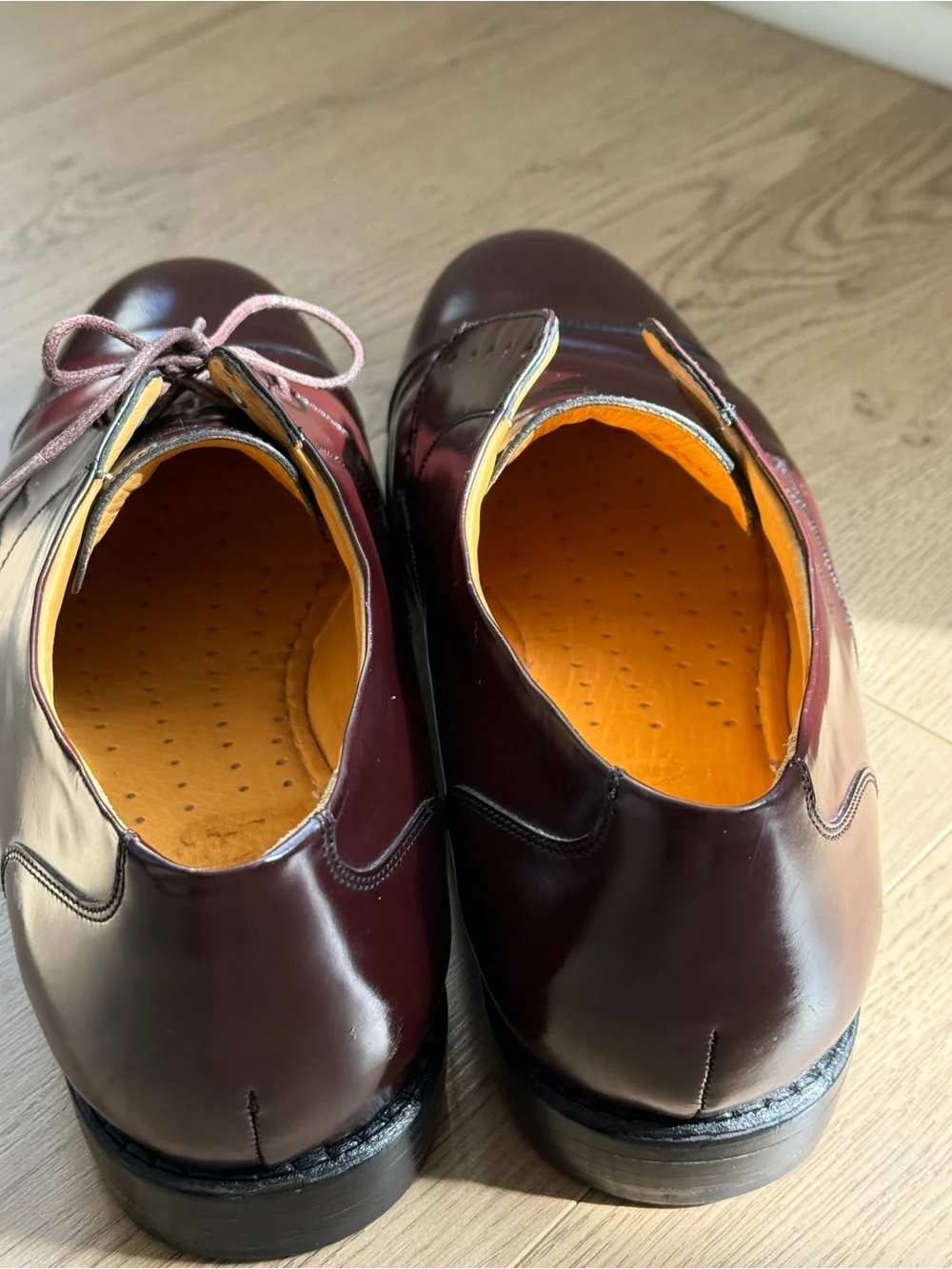 Tauer & Johnson Italian series men's 10C burgundy leather cap toe oxfords 6749